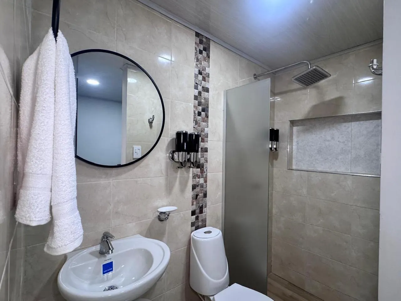 Hospedaje Casa Rueda Barranquilla  Szálloda